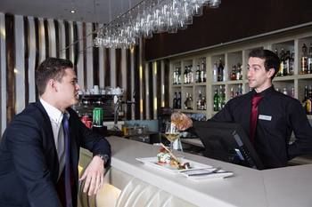 Hotel Bar